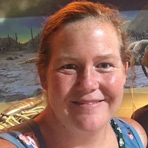 Meet your Posher, Joni